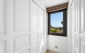 Property slide 55