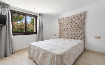 Property slide 39