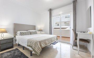 Property slide 18
