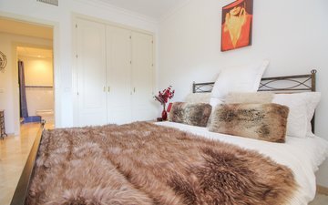 Property slide 25