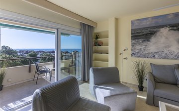 Property slide 23