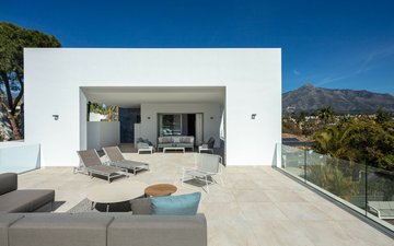 Property slide 18