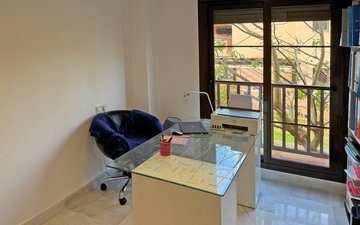 Property slide 16