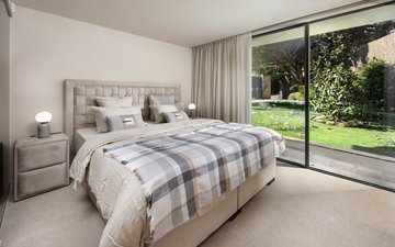 Property slide 31