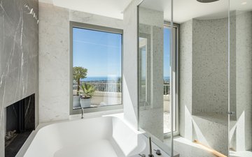 Property slide 25