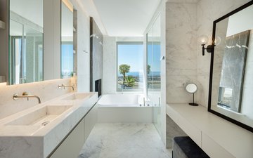 Property slide 21