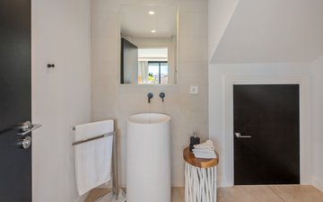 Property slide 35
