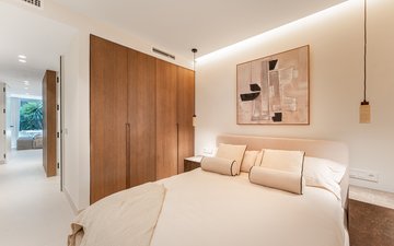 Property slide 16