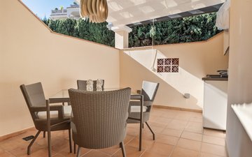 Property slide 25