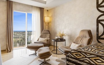 Property slide 21