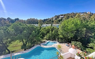 Property slide 10