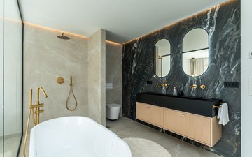 Property slide 18