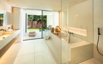 Property slide 16