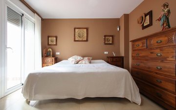 Property slide 18