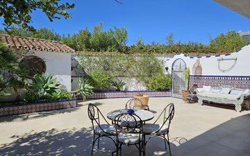 Property slide 9