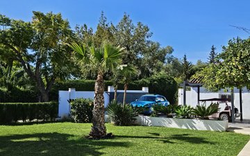 Property slide 25