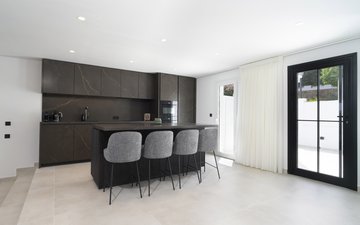 Property slide 22