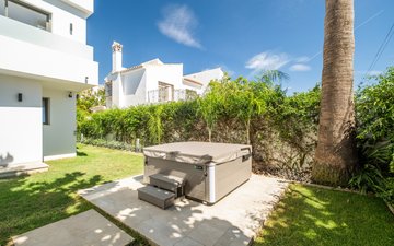 Property slide 18