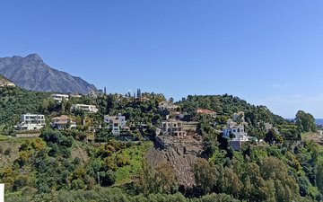 Property slide 22