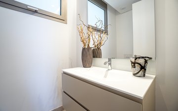 Property slide 20