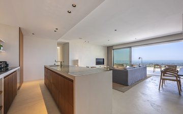 Property slide 32