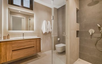 Property slide 39