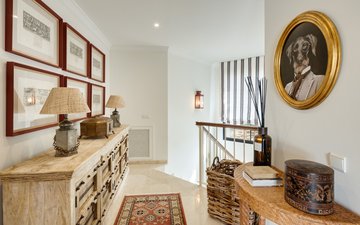 Property slide 10