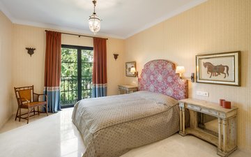 Property slide 15