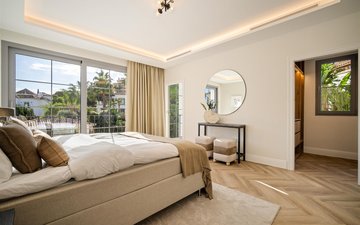 Property slide 18