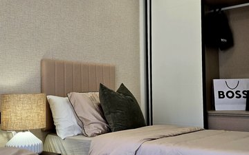 Property slide 18