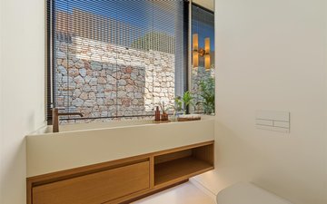 Property slide 24