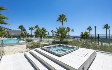 Property slide 25