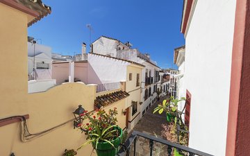 Property slide 8