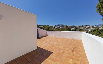 Property slide 22