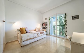Property slide 16