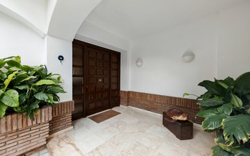 Property slide 25