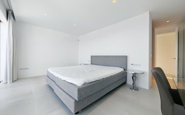 Property slide 18