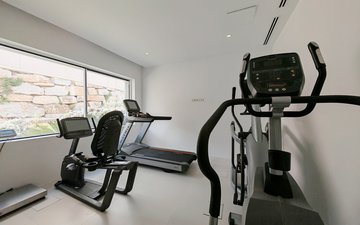 Property slide 24