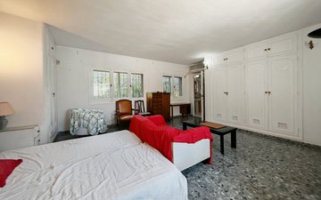 Property slide 8