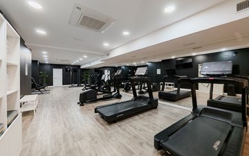 Property slide 17