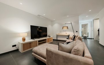 Property slide 7