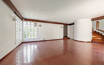 Property slide 4
