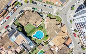 Property slide 18