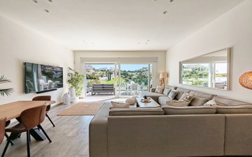 Property slide 4