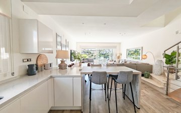 Property slide 10