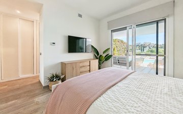 Property slide 18