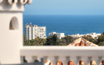 Property slide 28