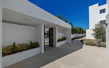 Property slide 25