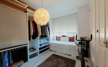 Property slide 10