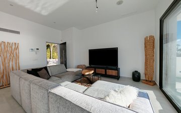 Property slide 6
